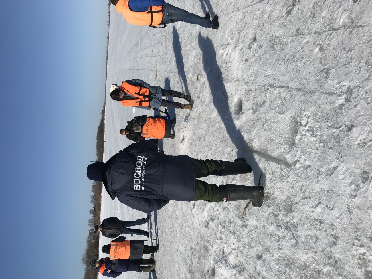 Вчера, 6 апреля , Рябинский отряд Восвод , принял участие в совместном рейде на Рыбинском водохранилище. Там введён запрет выхода на лёд. Проведена большая профилактическая и разъяснительная работа . 